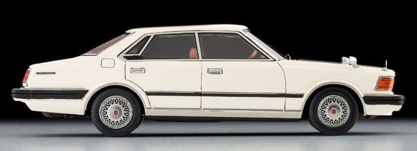 Ignition Model x Tomytec T-IG4325 日产Nissan 赛德里克 HT 280E Broam (白色)