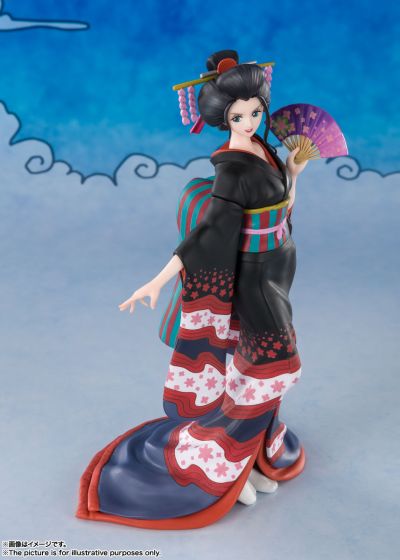 FiguartsZERO 海贼王 妮可・罗宾  小罗比