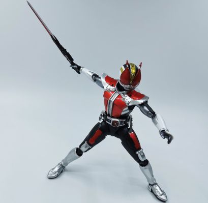 S.H.Figuarts（真骨雕制法） 假面骑士电王 假面骑士电王 圣剑形态 / 圣枪形态