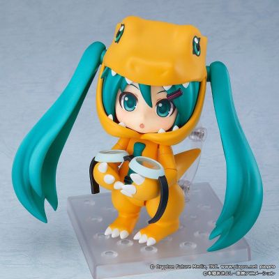粘土人#1439  初音未来 数码宝贝20周年 亚古兽布偶装