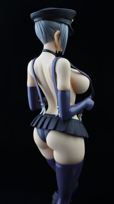 白木芽衣子