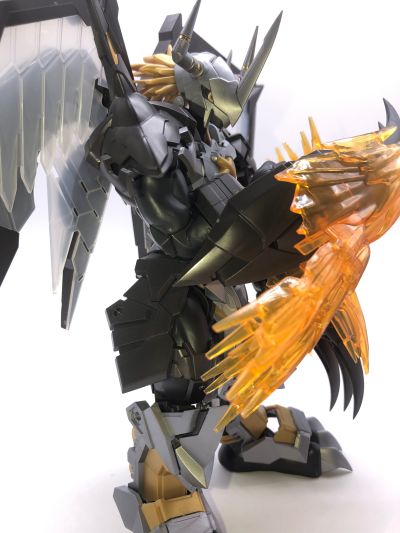 Figure-rise Standard 数码宝贝 02 暗黑战斗暴龙兽 Amplified