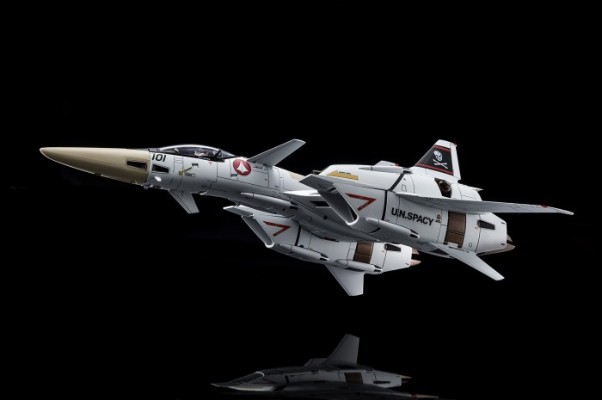 超时空要塞 FLASH BACK 2012 完全变形 VF-4A 闪电III 一条辉 搭乘机 Premium Finish