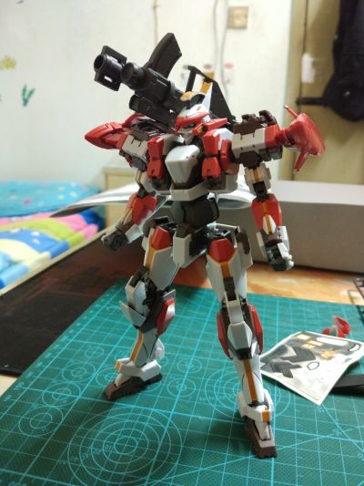 HG 1/60 全金属狂潮 Invisible Victory 烈焰魔剑 Ver.IV 