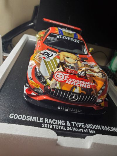 1/18 GOODSMILE RACING & TYPE-MOON RACING 2019 SPA24H Ver. GSC线上限定版