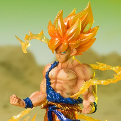 FiguartsZERO 龙珠Z 孙悟空 超级赛亚人（东京限定贩卖版）【TAMASHII NATIONS TOKYO 限定贩卖品】