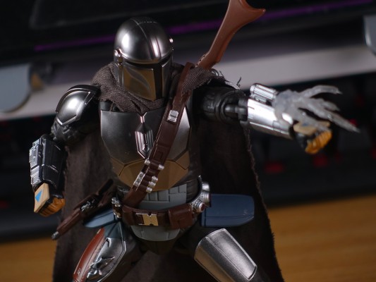 S.H.Figuarts 曼达洛人 曼达洛人(贝斯卡金属装甲)