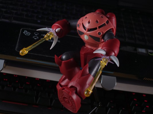 ROBOT魂＜机动战士系列＞   MSM-07S 夏亚专用魔蟹 剧中版