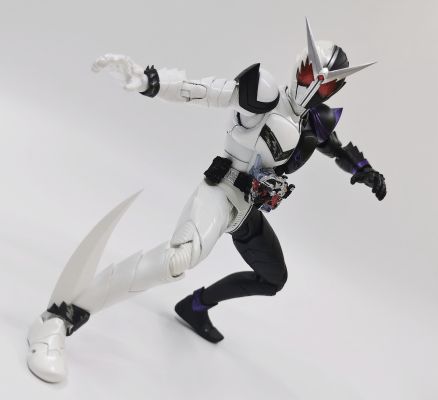 S.H.Figuarts(真骨雕制法)   假面骑双骑 獠牙王牌形态