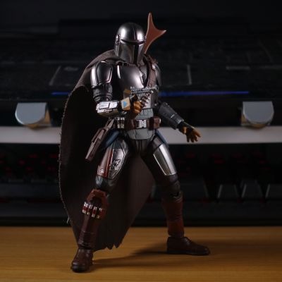 S.H.Figuarts 曼达洛人 曼达洛人(贝斯卡金属装甲)