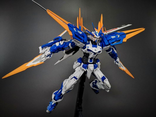 MG 1/100 机动战士高达SEED DESTINY ASTRAY BMBF-P03D 异端高达蓝色机D型