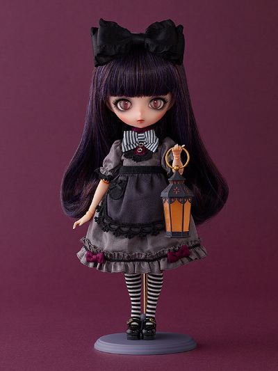 Harmonia bloom Seasonal Doll Dorothy