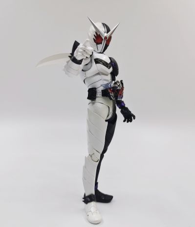 S.H.Figuarts(真骨雕制法)   假面骑双骑 獠牙王牌形态