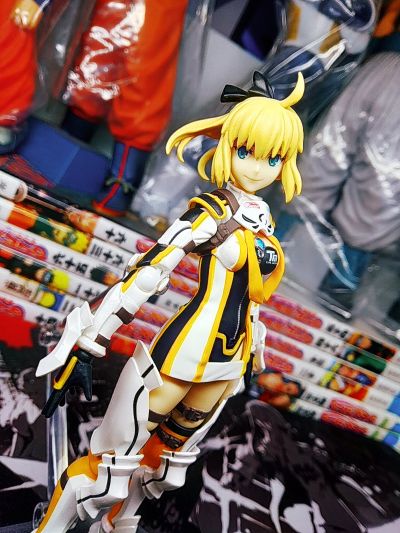 figma#SP-128 Type-Moon Racing&GOOD SMILE Racing Saber・Lily 赛车女郎Ver.