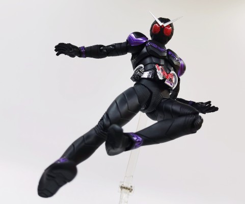 S.H.Figuarts(真骨雕制法) 假面骑士双骑  假面骑士王牌