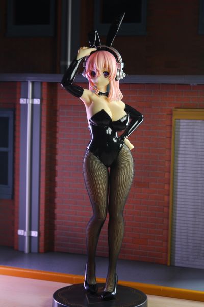 BiCute Bunnies玩具人偶 超级索尼子 索尼子 兔女郎造型