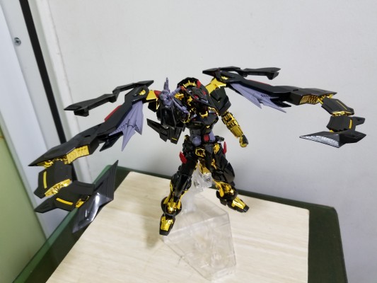 RG 机动战士高达SEED ASTRAY 异端高达金色机天