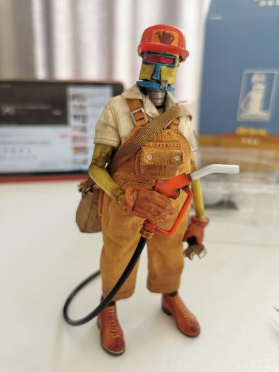 PES021 亡命加油站系列 铁头老骨OLDBONE