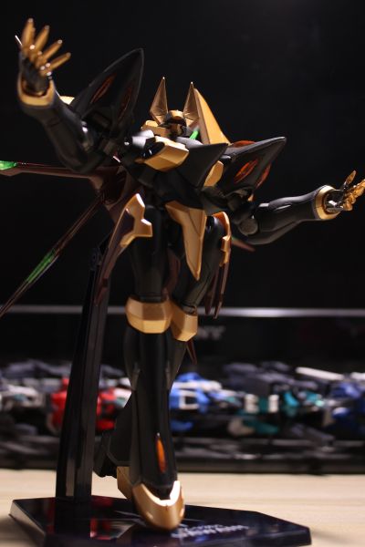 ROBOT魂  CODE GEASS 反叛的鲁路修 IFX-V301 高文 黑色革命