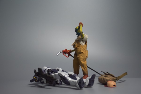 PES021 亡命加油站系列 铁头老骨OLDBONE