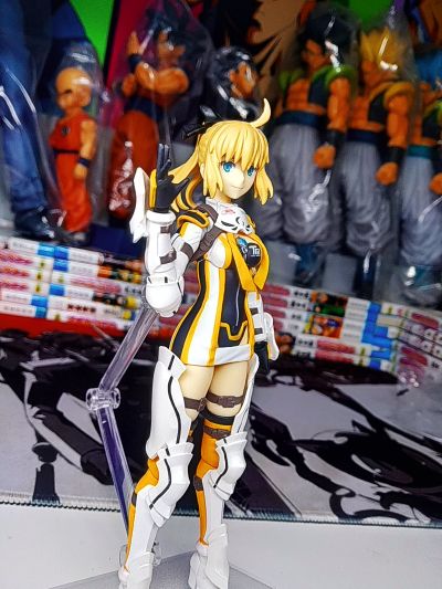 figma#SP-128 Type-Moon Racing&GOOD SMILE Racing Saber・Lily 赛车女郎Ver.