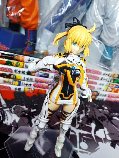 figma#SP-128 Type-Moon Racing&GOOD SMILE Racing Saber・Lily 赛车女郎Ver.