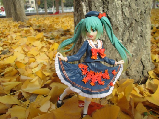 秋 初音