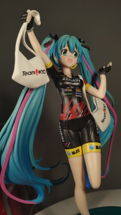 ESPRESTO est 配色与秀发 初音未来赛车女郎 赛车未来2019 右京车队女郎