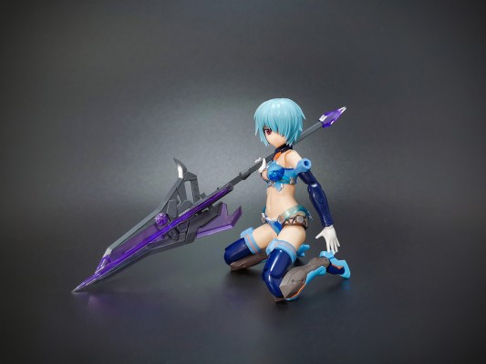 机甲少女 魔鹫 比基尼装甲版