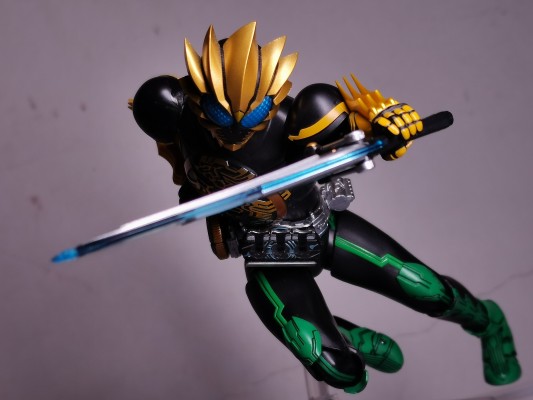 S.H.Figuarts（真骨雕制法）假面骑士欧兹 假面骑士欧兹 锹螳蝗联组