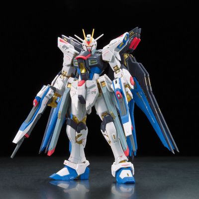 RG 1/144 机动战士高达SEED DESTINY ZGMF-X20A 强袭自由高达