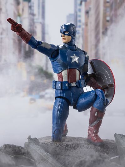 S.H.Figuarts 美国队长 -《AVENGERS ASSEMBLE》 EDITION‐（复仇者联盟）