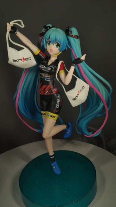 ESPRESTO est 配色与秀发 初音未来赛车女郎 赛车未来2019 右京车队女郎