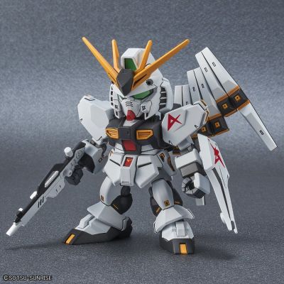 SD高达 EX-Standard 机动战士高达 逆袭的夏亚 RX-93 ν高达