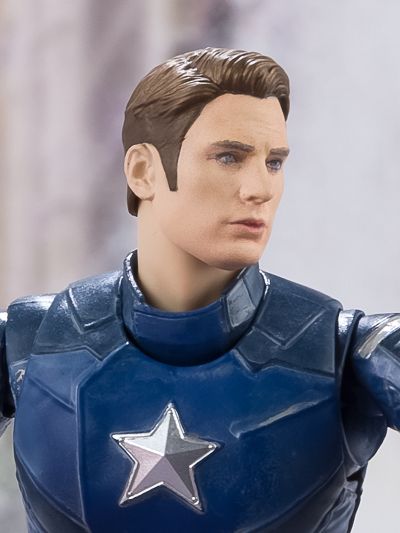 S.H.Figuarts 美国队长 -《AVENGERS ASSEMBLE》 EDITION‐（复仇者联盟）