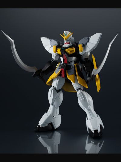 Gundam Universe 新机动战记高达W XXXG-01SR 沙漠高达