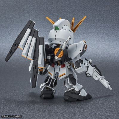 SD高达 EX-Standard 机动战士高达 逆袭的夏亚 RX-93 ν高达