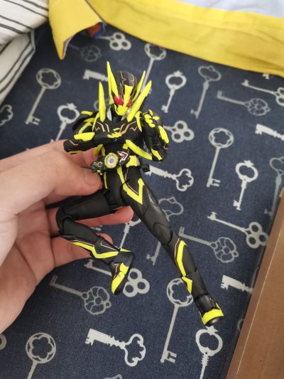 S.H.Figuarts 假面骑士零一 假面骑士零一 闪耀飞蝗