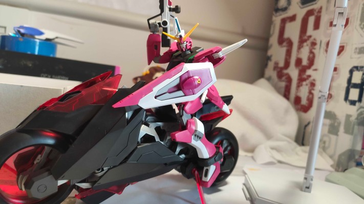 HG 1/144 巴巴托斯高达天狼座帝王形态