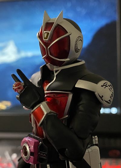 S.H.Figuarts(真骨雕制法)   假面骑士巫骑 火焰形态