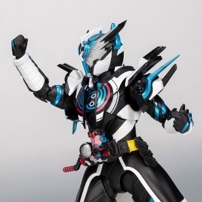 S.H.Figuarts 创骑 新世界 假面骑士克罗兹 假面骑士克罗兹 埃伯尔形态