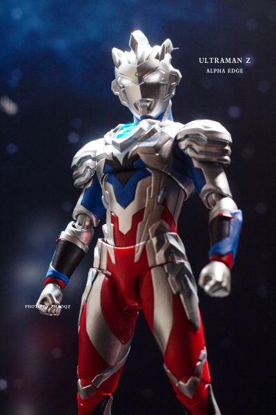 S.H.Figuarts  泽塔奥特曼 阿尔法装甲