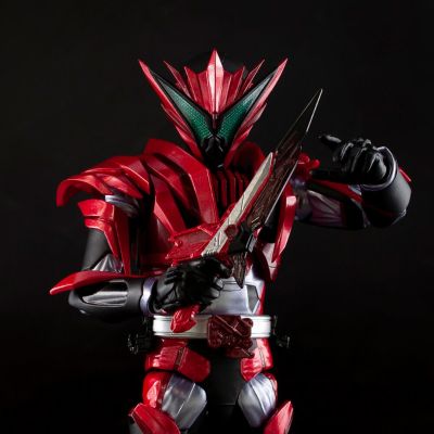 S.H.Figuarts 假面骑士零一 假面骑士迅 激燃雄鹰