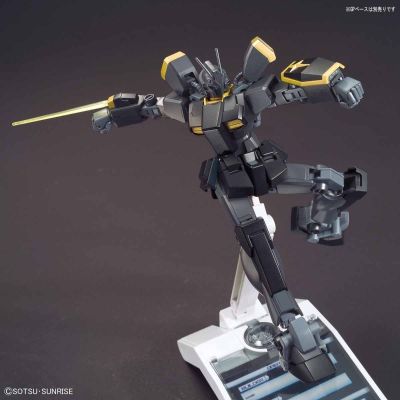 HGBF 1/144 高达创战者：战斗部落 PF-73-3BL 闪电高达 黑战士