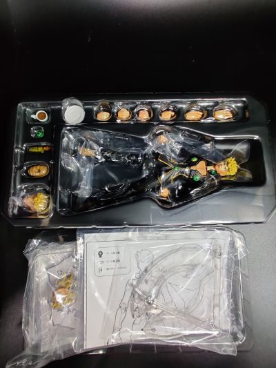 超像可动 JOJO的奇妙冒险 黄金之风 乔鲁诺・乔巴拿 黑色版