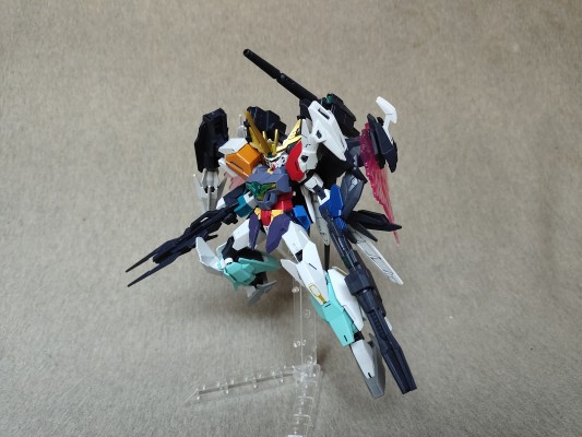 HGBD:R 高达创形者：再起  天王星七型高达