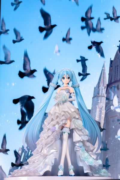 freeing 婚纱miku
