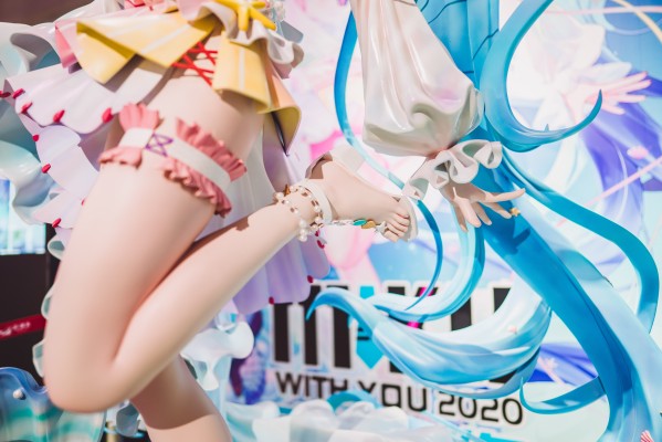 Vocaloid 初音未来 未来有你 2020ver. 等身雕塑