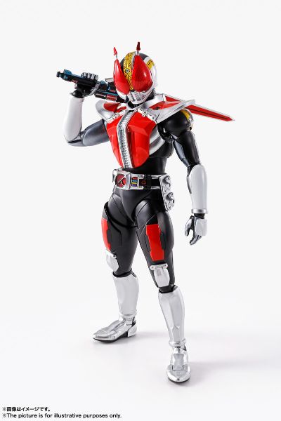 S.H.Figuarts（真骨雕制法） 假面骑士电王 假面骑士电王 圣剑形态 / 圣枪形态