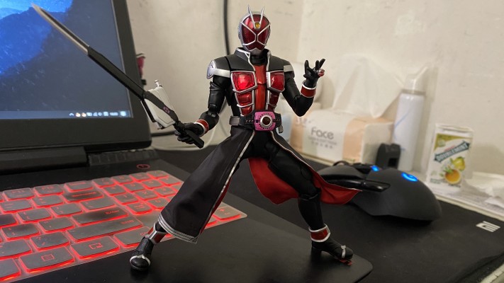 S.H.Figuarts(真骨雕制法)   假面骑士巫骑 火焰形态